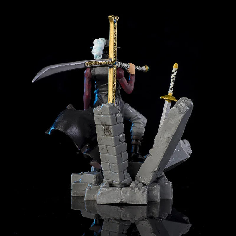 Dracule Mihawk Top Decisive Battle Action Figure